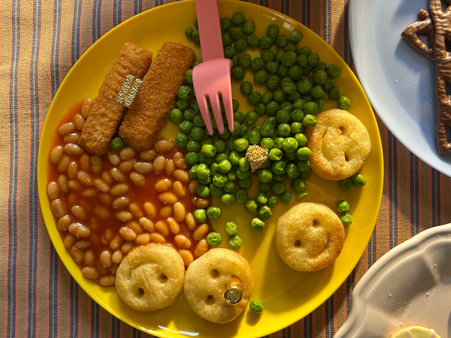 FISH FINGERS